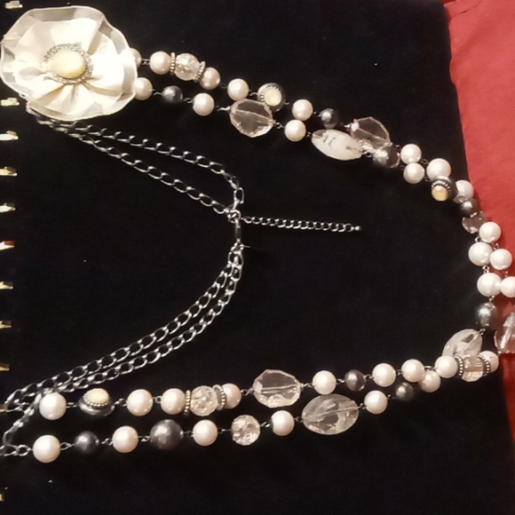 NY designer Statement necklace corsage necklace. Layered - Picture 1 of 12
